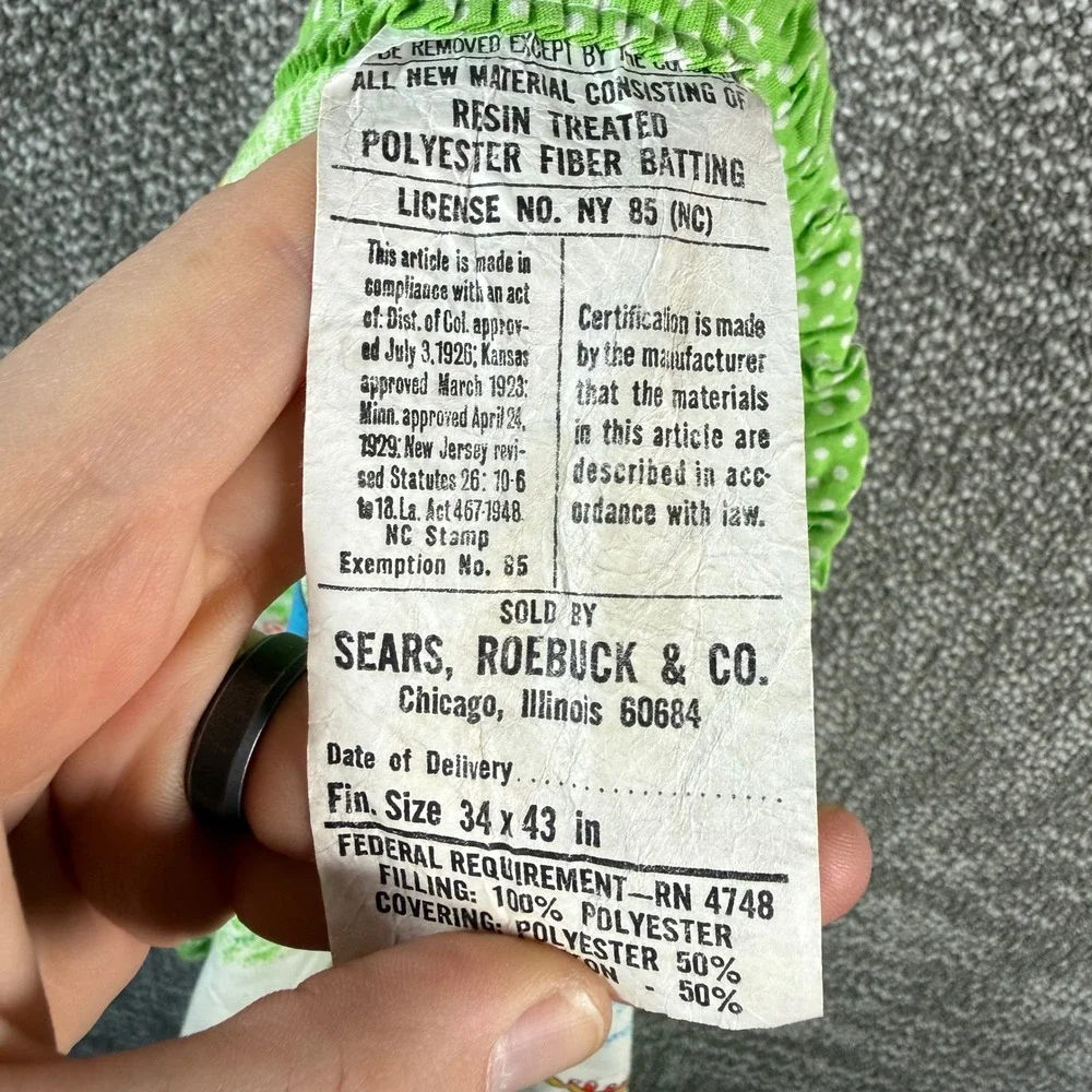 Sears Winnie the Pooh Quilted Baby Blanket 34x43 Green Vintage Ruffle Polka Dot